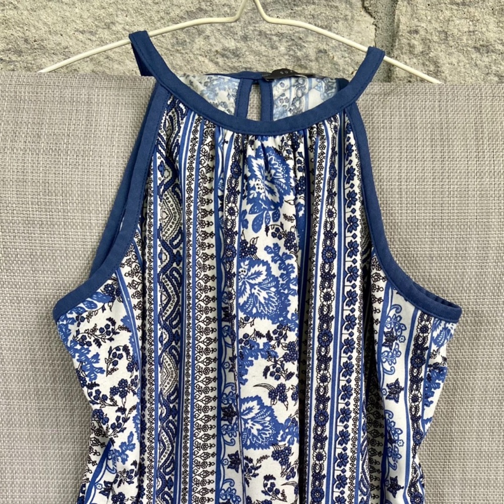 Suzy shier tank m